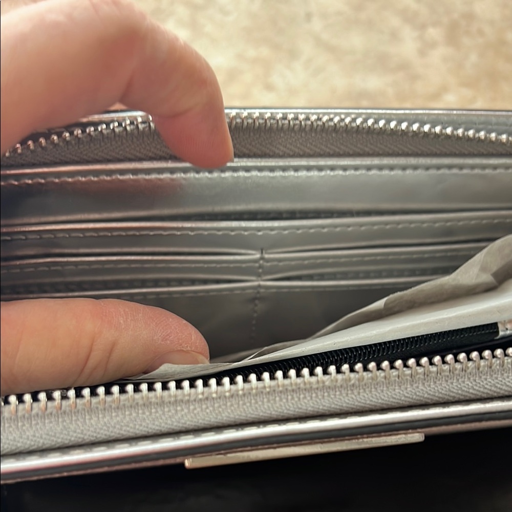 Aldo Metallic Silver Wallet NWT - Picture 4 of 8